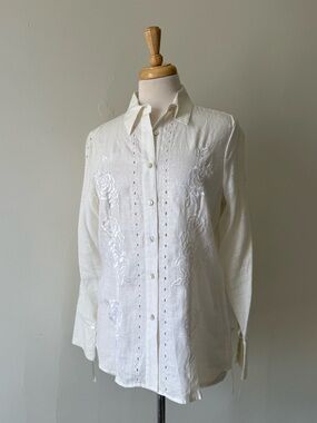 Irish Linen Embroidered Button Down White Blouse Cottagecore Romantic
